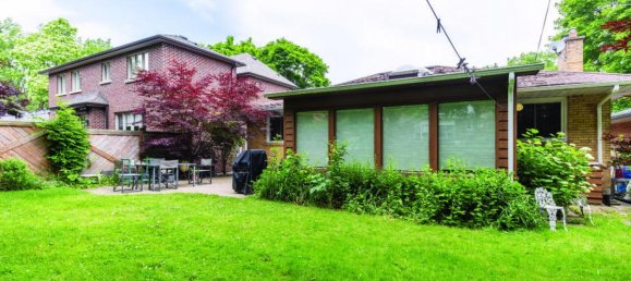 3 bedrooms House in Toronto, Canada No. 757 10