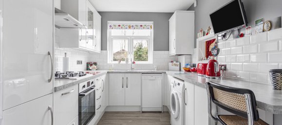 2 bedrooms Maisonette in Surrey, United Kingdom No. 8583 3