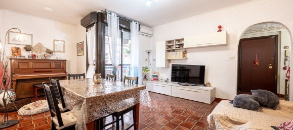 4 rooms Apartment in Rome, Italy No. 31580 2