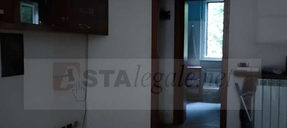 2 rooms Apartment in Guanzate, Italy No. 2818 3