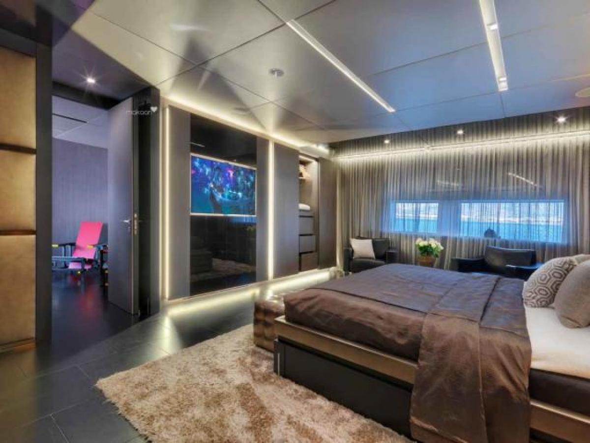 2 bedrooms House in Pune, India No. 10513