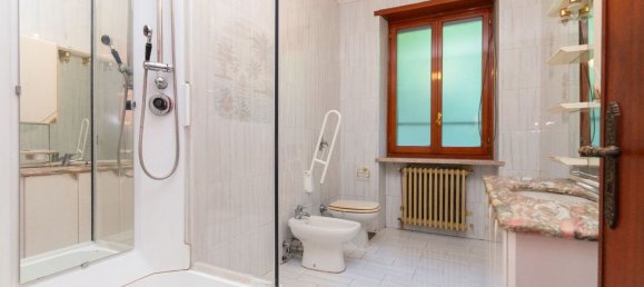 4 Schlafzimmer Villa in San Mauro Torinese, Italy, Nr. 355626 37