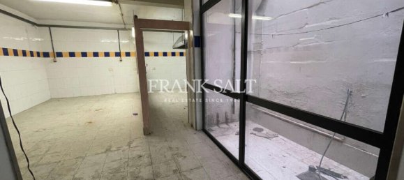  محل تجاري في Marsa, Malta 82متر مربع رقم 12411 2