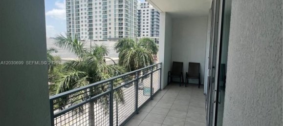 1 dormitorio propiedad comercial en alquiler en Miami, Miami-Dade, Florida, USA № 615219 16