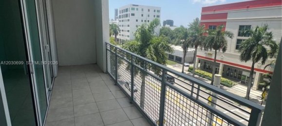 1 dormitorio propiedad comercial en alquiler en Miami, Miami-Dade, Florida, USA № 615219 17