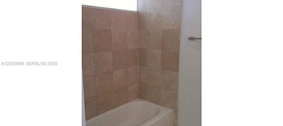 1 dormitorio propiedad comercial en alquiler en Miami, Miami-Dade, Florida, USA № 615219 19