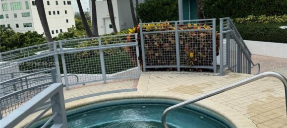 1 dormitorio propiedad comercial en alquiler en Miami, Miami-Dade, Florida, USA № 615219 11