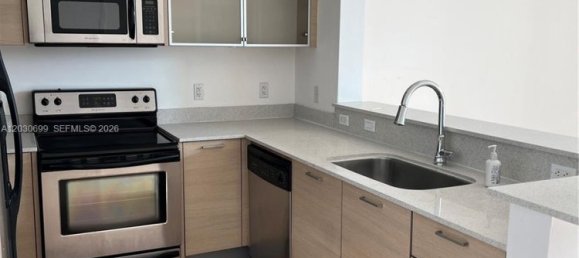 1 dormitorio propiedad comercial en alquiler en Miami, Miami-Dade, Florida, USA № 615219 30