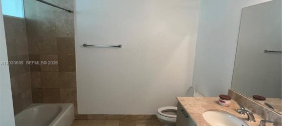1 dormitorio propiedad comercial en alquiler en Miami, Miami-Dade, Florida, USA № 615219 22