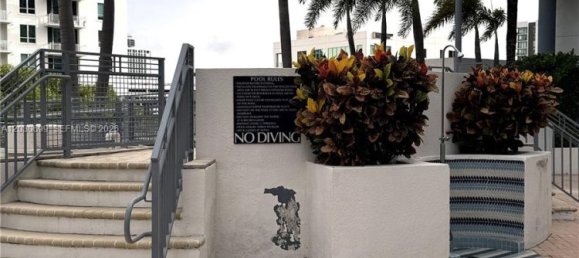 1 dormitorio propiedad comercial en alquiler en Miami, Miami-Dade, Florida, USA № 615219 12