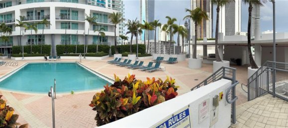 1 dormitorio propiedad comercial en alquiler en Miami, Miami-Dade, Florida, USA № 615219 13