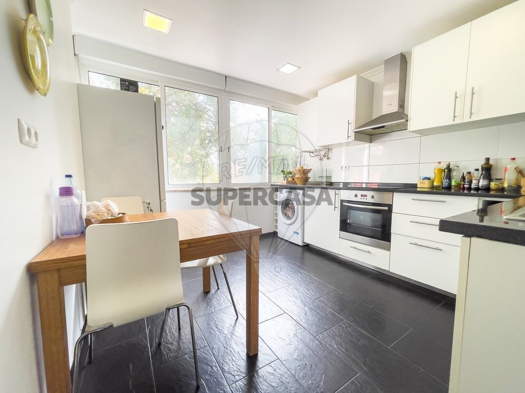 2 Schlafzimmer Wohnung in Oeiras, Portugal, Nr. 353034