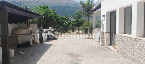 3 غرف نوم فيلا في Torretta, Italy رقم 280975 4