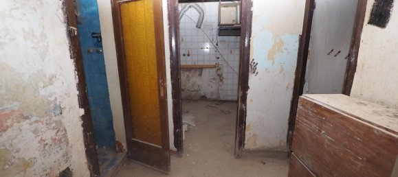 2 bedrooms Apartment in Ciutat Vella, Spain No. 137788 9