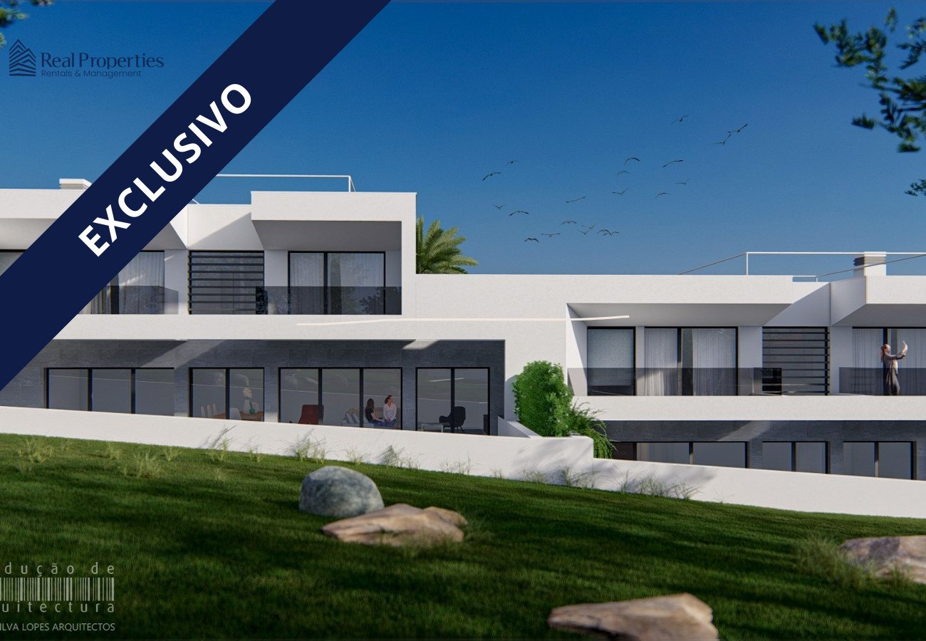 1053m² Land in Loule, Portugal No. 138116