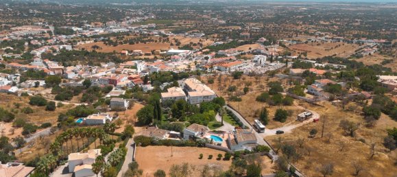 1053m² Land in Loule, Portugal No. 138116 11
