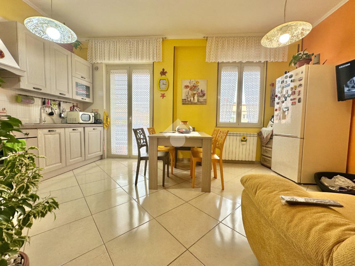 4-Zimmer Wohnung in Bari, Italy, Nr. 15506