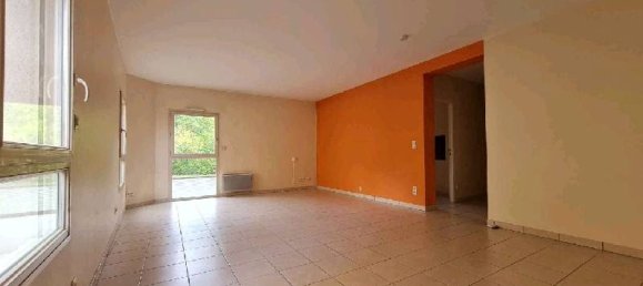 2 bedrooms Apartment in Maintenon, France No. 88589 2