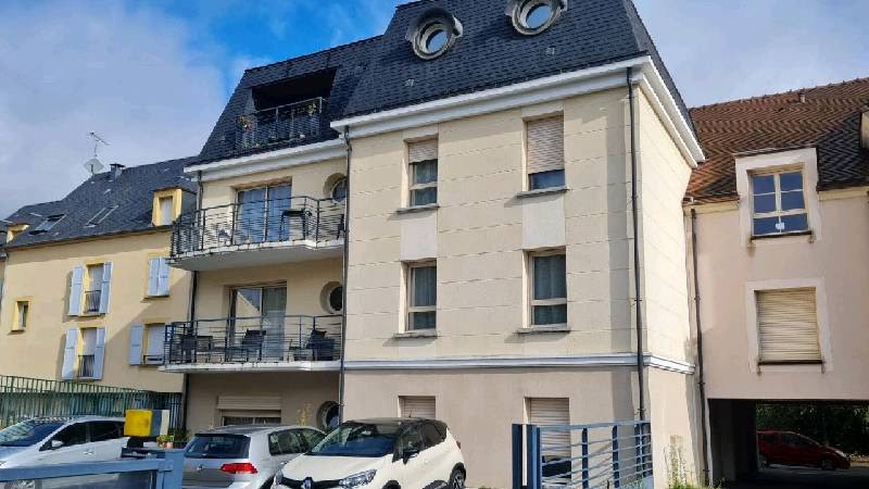 2 bedrooms Apartment in Maintenon, France No. 88589