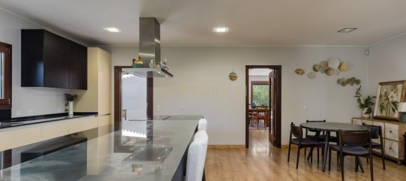 5 bedrooms Villa in Cascais, Portugal No. 133164 36