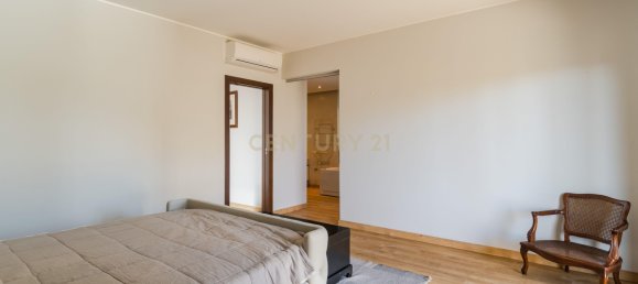 5 bedrooms Villa in Cascais, Portugal No. 133164 3