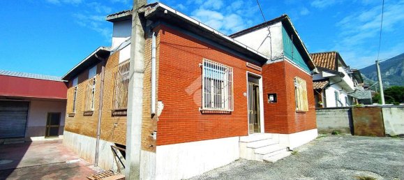 3 bedrooms House in Castrocielo, Italy No. 67491 8