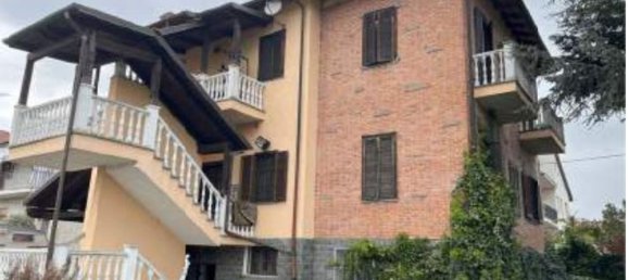 3 rooms Apartment in Cavour, Italy No. 203783 5