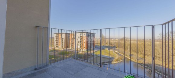 Квартира с 3 комнатами в Павия, Италия № 111560 14