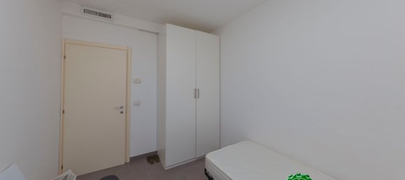 Квартира с 3 комнатами в Павия, Италия № 111560 9