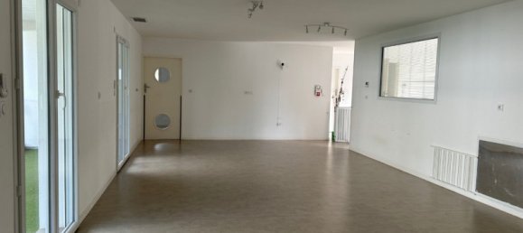 4 bedrooms Commercial property in Le Barp, France No. 348754 7