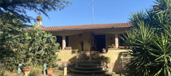 Studio in Ardea, Italy No. 215950 2