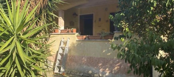 Studio in Ardea, Italy No. 215950 3