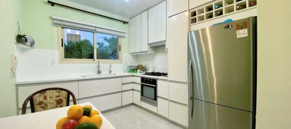 3 Schlafzimmer Gewerbliche Immobilie in Germasogeia, Cyprus, Nr. 18596 6