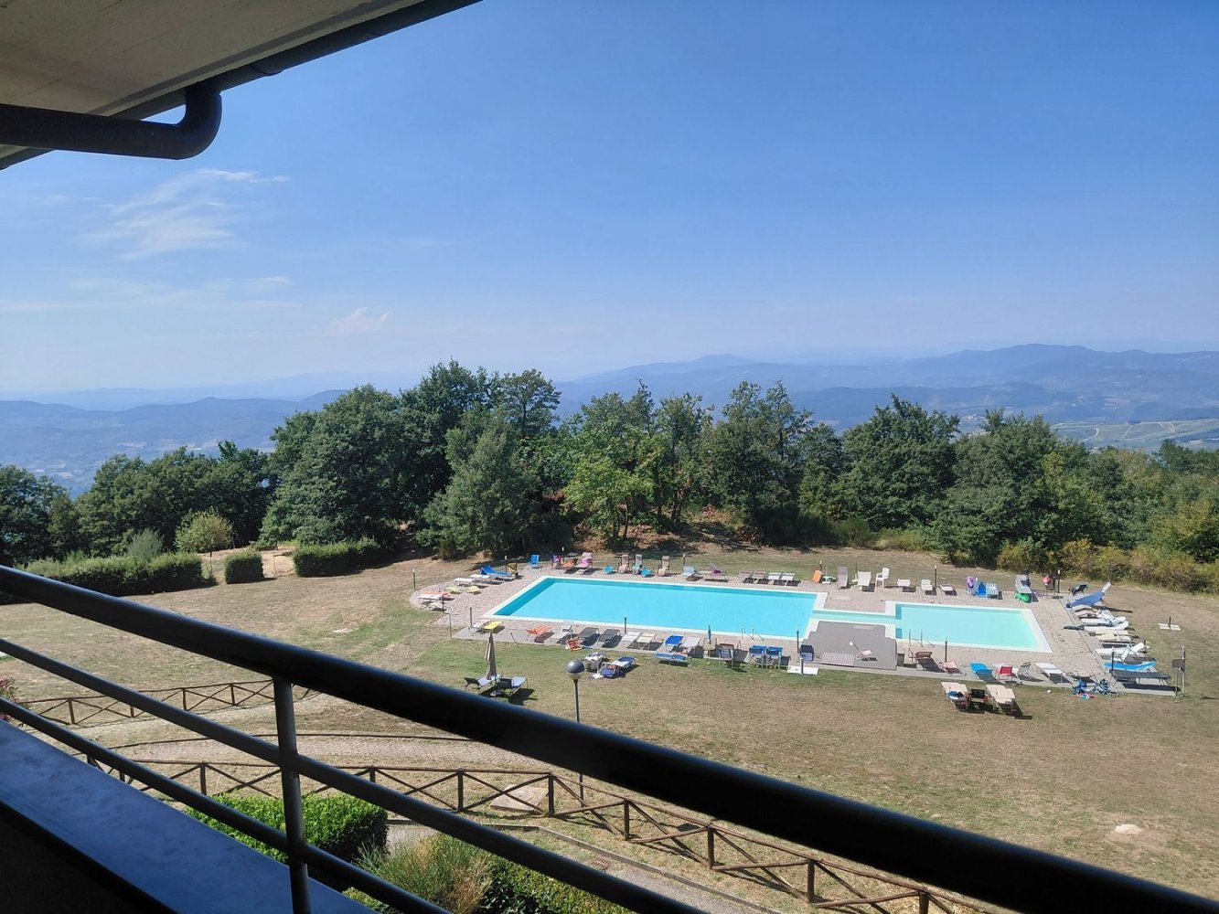 3 bedrooms Apartment in Reggello, Italy No. 388375