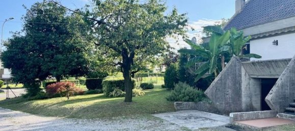 4-salle Villa à Udine, Italy No. 260972 17