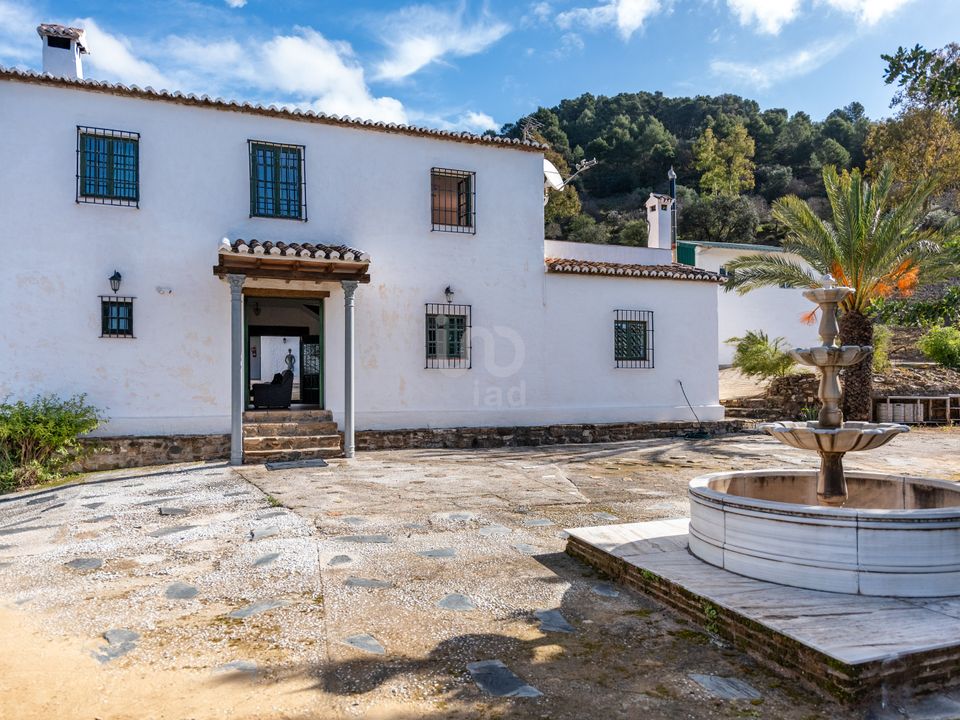 9 bedrooms Villa in Malaga, Spain No. 257111