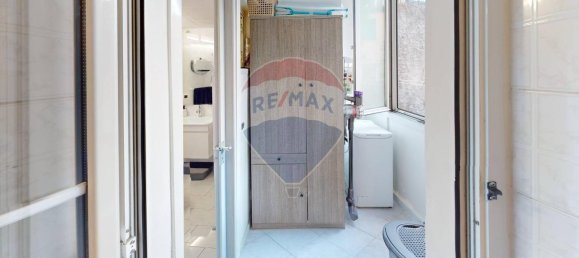 2-Zimmer Wohnung in Genoa, Italy, Nr. 2947 23