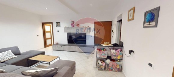 2-Zimmer Wohnung in Genoa, Italy, Nr. 2947 16