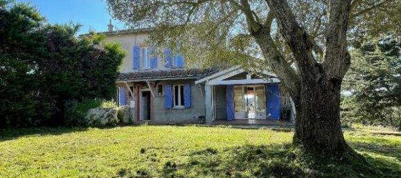 3 bedrooms House in Caignac, France No. 296758 2