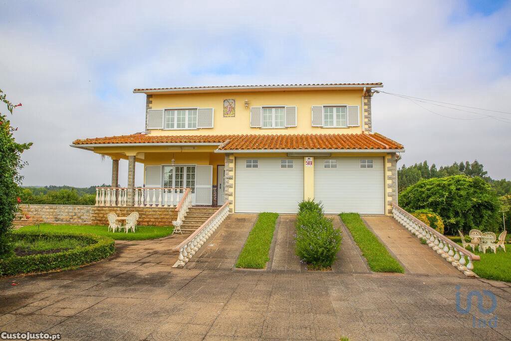 3 bedrooms Villa in Torres Vedras, Portugal No. 257686