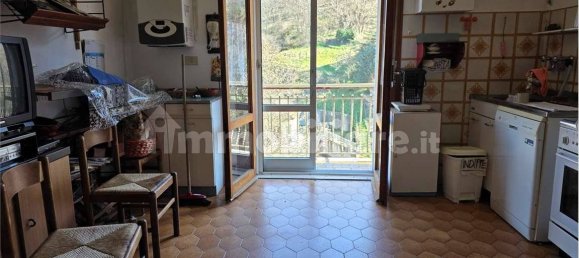 2 bedrooms Apartment in Serra Riccò, Italy No. 39238 5