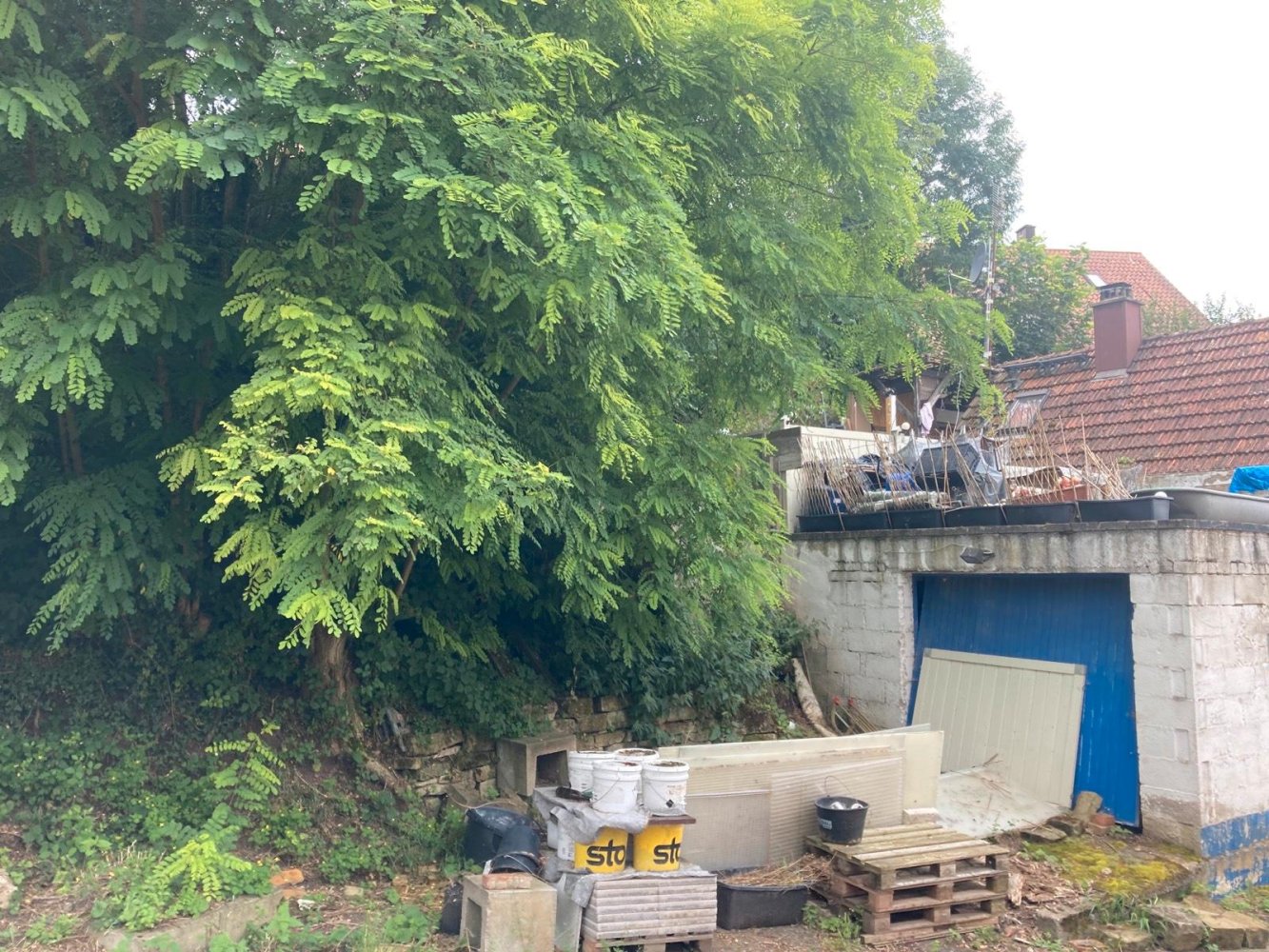  موقف سيارات في Enzkreis, Germany رقم 218764