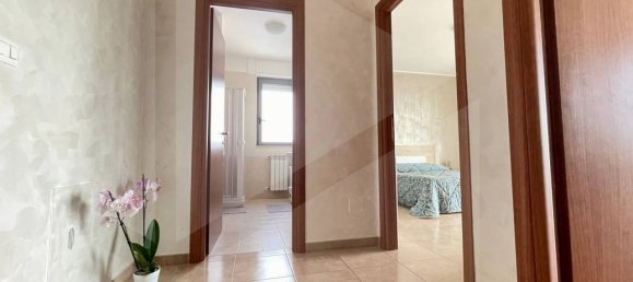 Apartamento de 1 dormitorio en Manfredonia, Italy No. 22079 20