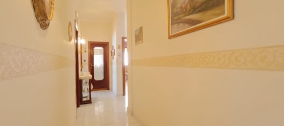 Квартира с 3 спальнями в Квалиано, Италия № 120441 3