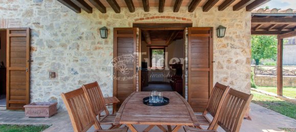 6 rooms House in Avigliano Umbro, Italy No. 76181 9