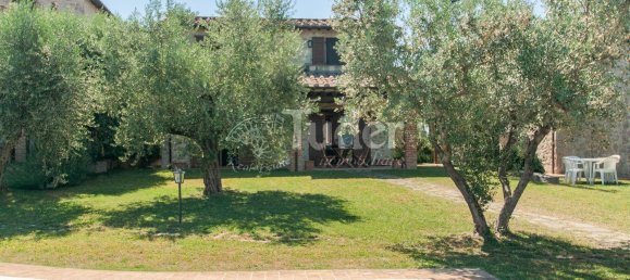 6 rooms House in Avigliano Umbro, Italy No. 76181 8