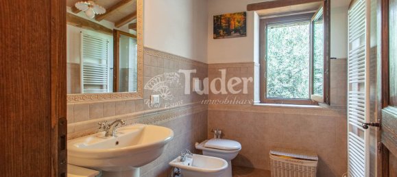 6 rooms House in Avigliano Umbro, Italy No. 76181 40