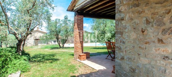 6 rooms House in Avigliano Umbro, Italy No. 76181 39