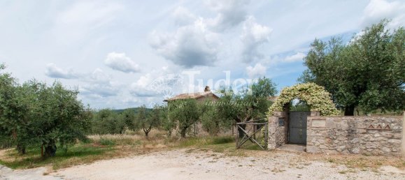 6 rooms House in Avigliano Umbro, Italy No. 76181 23