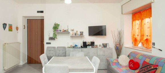 2 rooms Apartment in Limbiate, Italy No. 18916 4